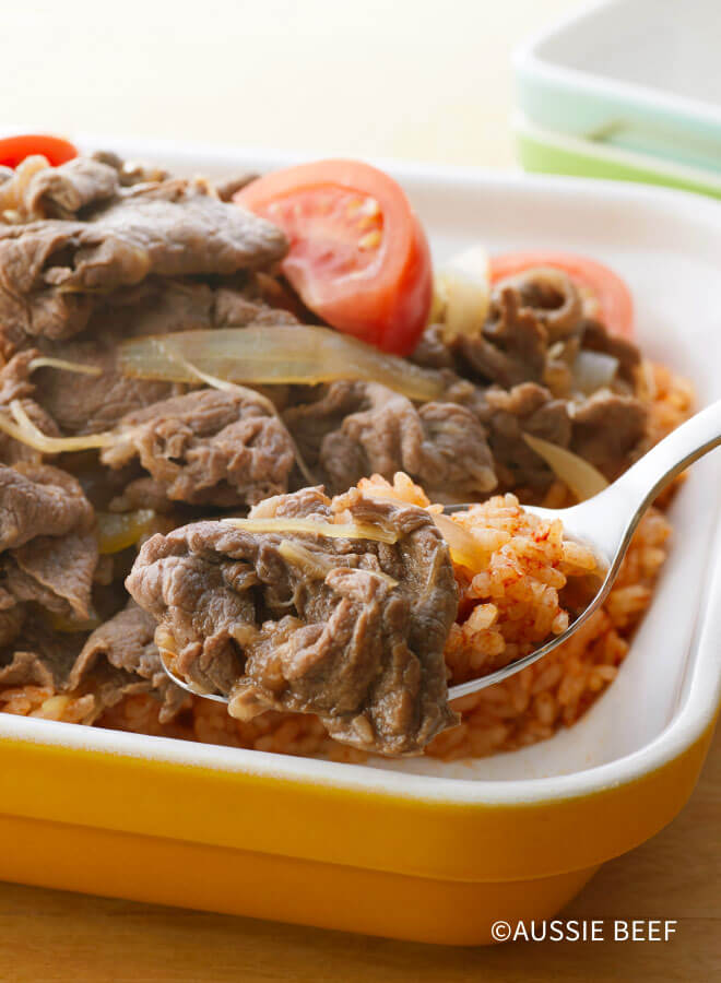 牛肉の洋風トマト丼