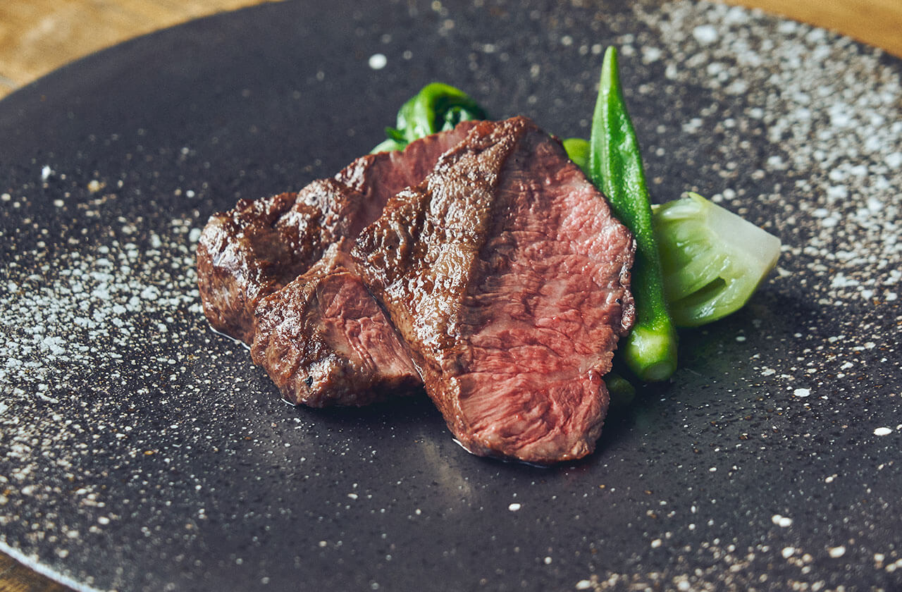 「クイーンズランド州産プレミアムナチュラルビーフ ミスジ」(150g、4800円、税込・サービス料別)