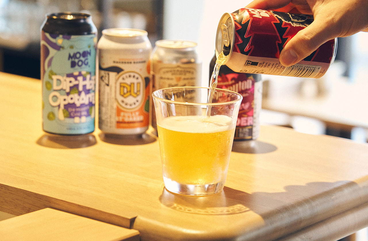 オーストラリア産のビールやシードル(発泡性のリンゴの醸造酒)なども販売している。
